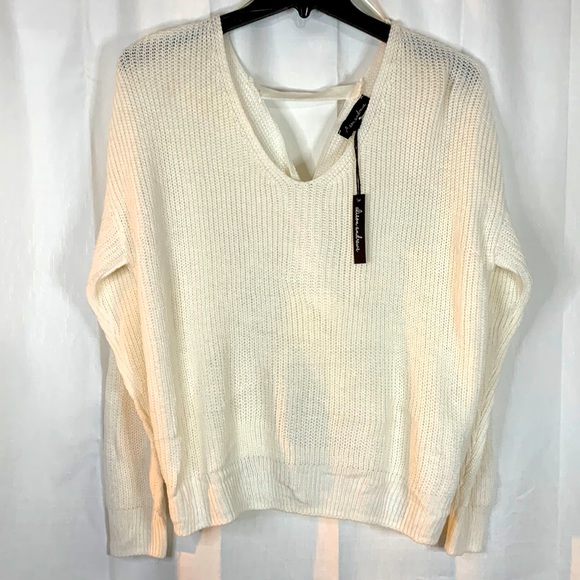 2/$20 Alison Andrews L Ribbed Sweater - Picture 6 of 10